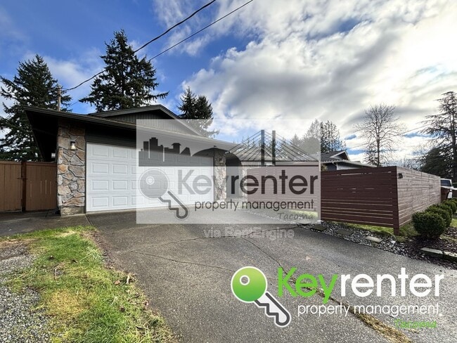 Building Photo - 9315 E B St