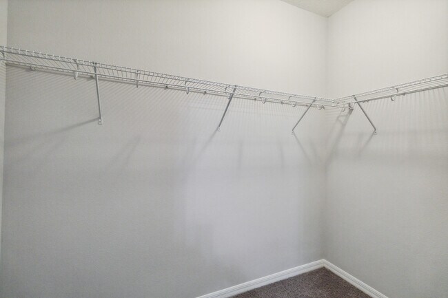Building Photo - 618 Fortanini Cir