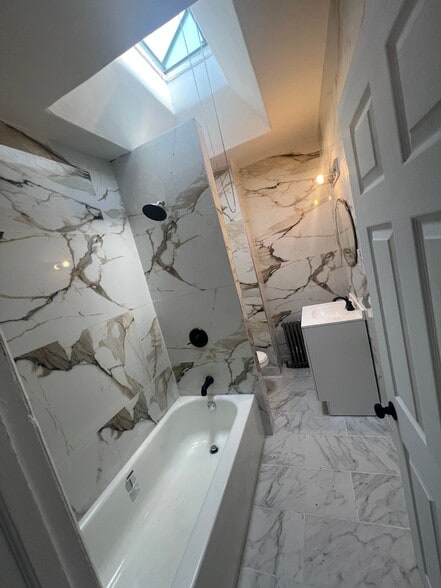 Building Photo - 7233 West Chester Pike