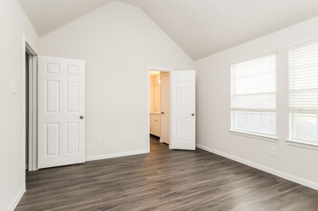 Building Photo - 2447 Gibbs Bend Ct