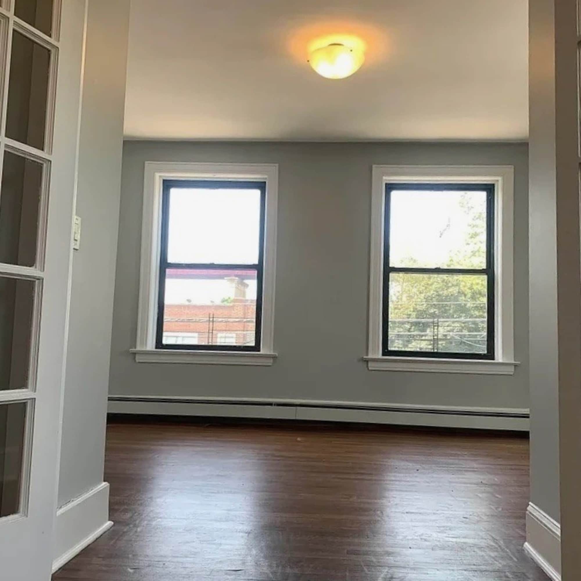 Building Photo - 2401 Ditmars Blvd