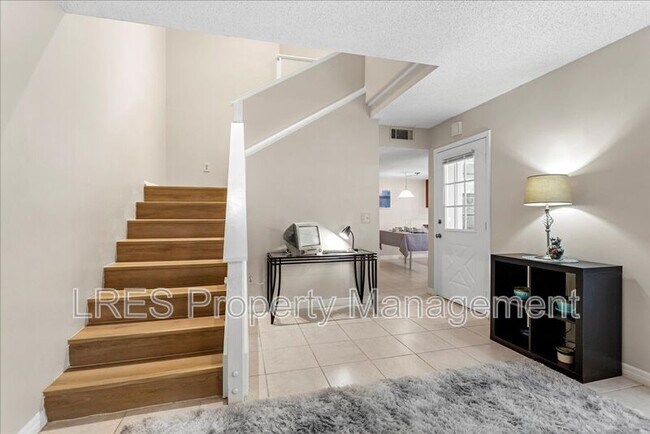 Building Photo - 4600 Lighthouse Cir