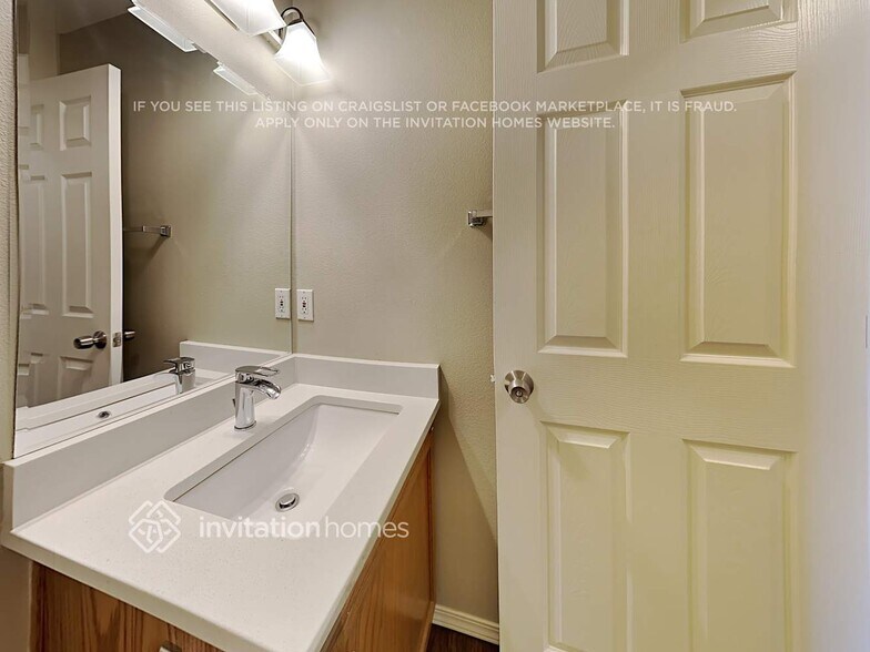 Building Photo - 1103 Boatman Ave NW