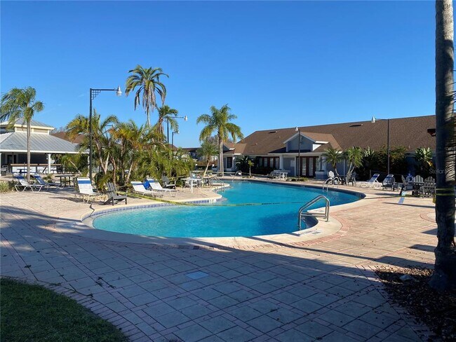 Building Photo - 162 Mango Dr