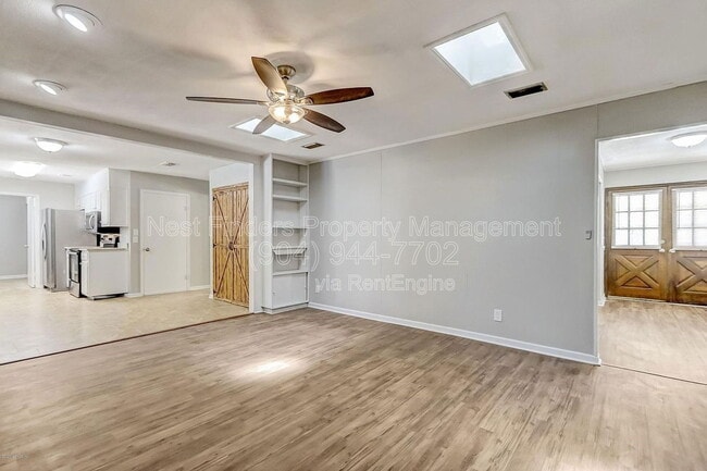 Building Photo - 1758 Alder Dr