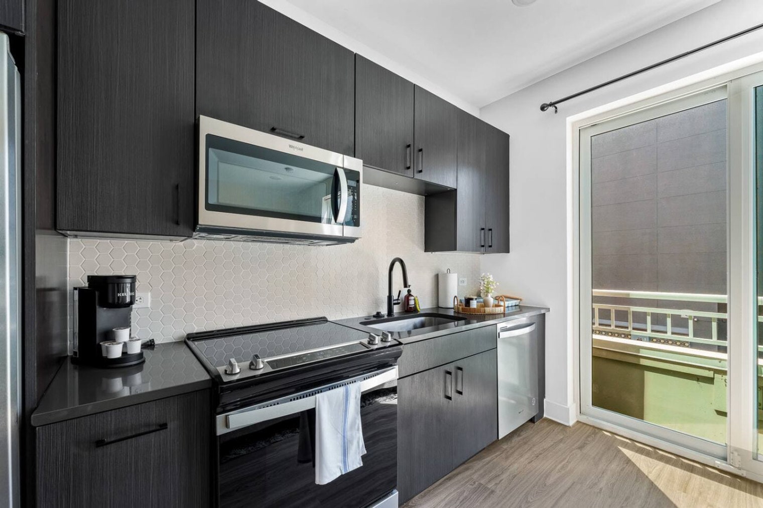 Building Photo - 617 N 12th St