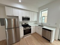 Building Photo - 1634 W 21st St