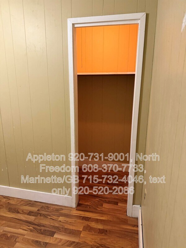 Building Photo - S7559 US-12