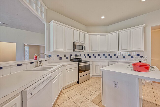 Building Photo - 23646 Hawkins Creek Ct