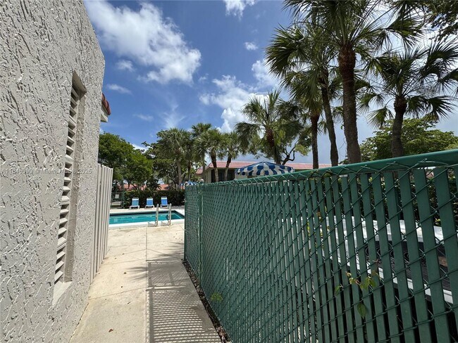 Building Photo - 16215 Saddle Club Rd