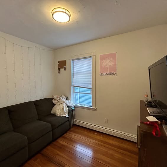 Building Photo - 11 Harold St