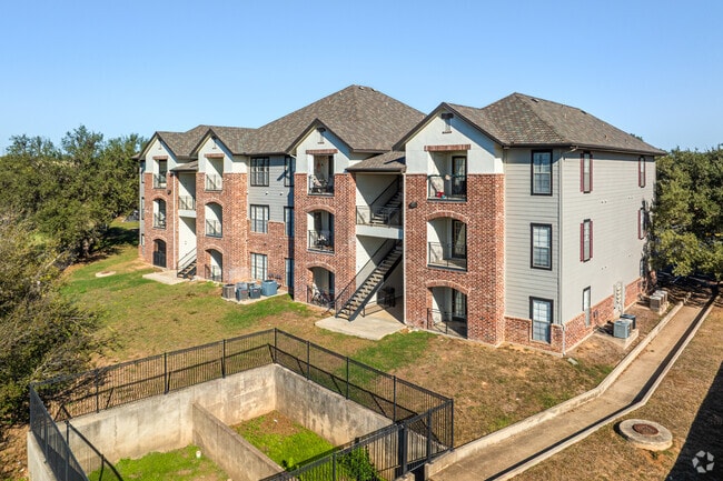 Building Photo - Sonterra Heights