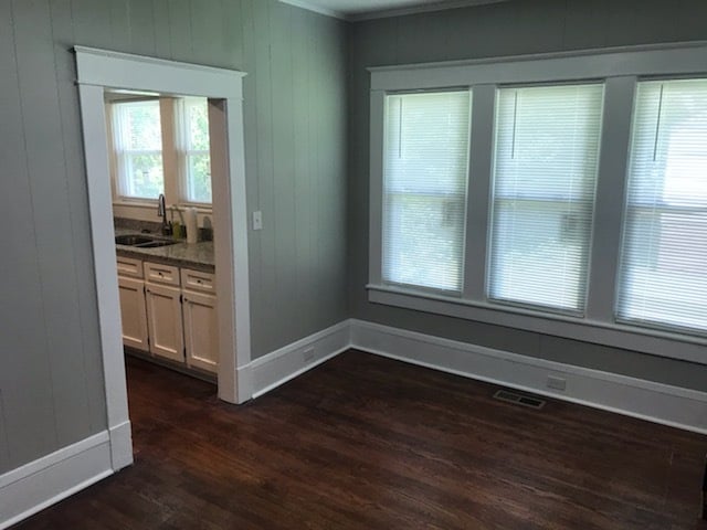 Dining Room - 106 W Terrell St