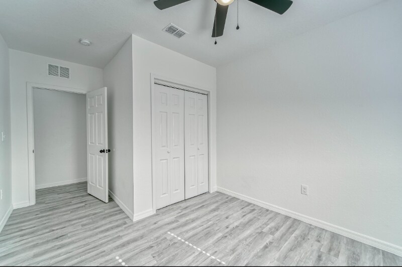 Building Photo - 739 Pineville Ln