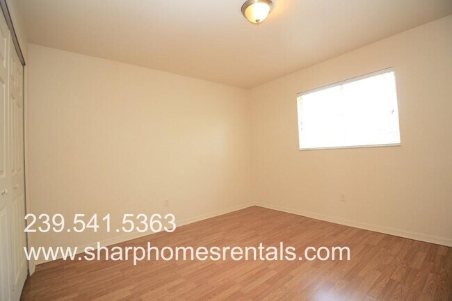Building Photo - 1816 SW 38th Terrace