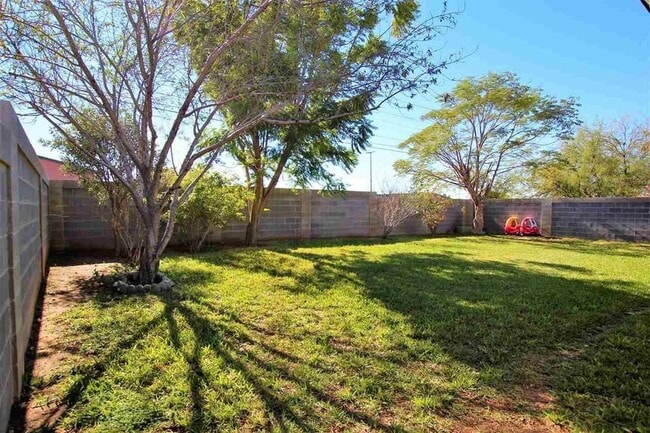 Building Photo - 1911 Stone Field Ln