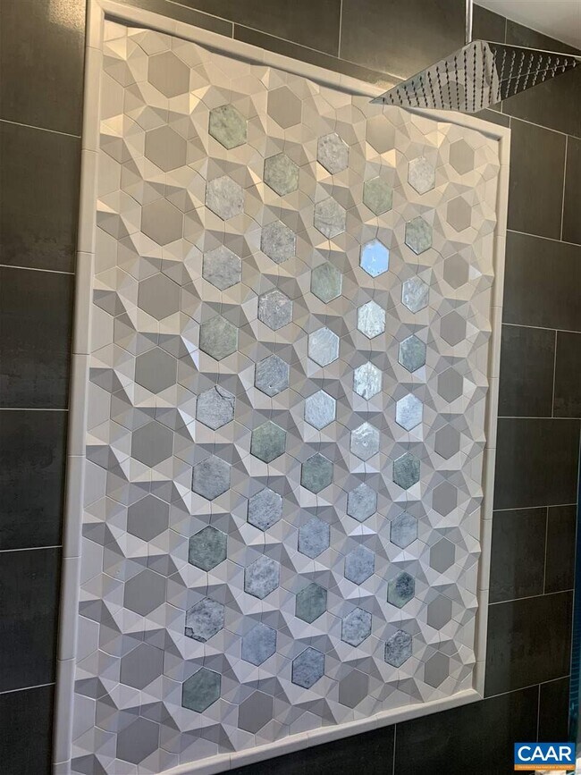 Building Photo - 808 Elliott Ave