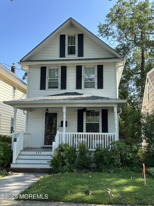 Primary Photo - 435 Norwood Ave