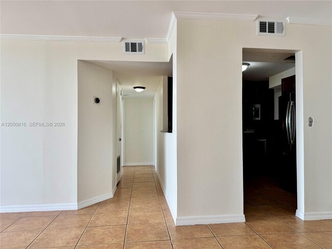 Building Photo - 2780 NE 183rd St