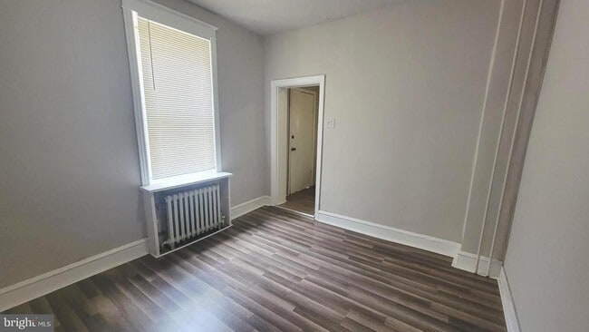 Building Photo - 3208 D St