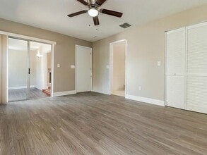 Building Photo - 11643 Sunshine Pond Rd