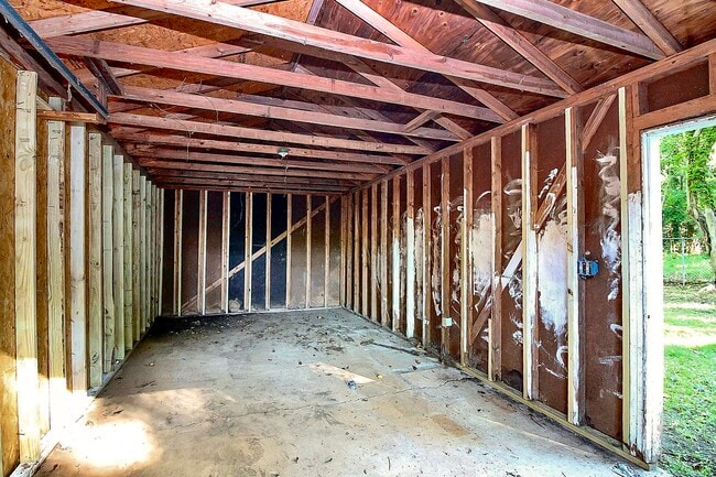 Building Photo - 2517 Rachel St