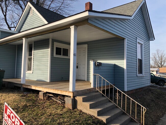Primary Photo - 411 N Madison St
