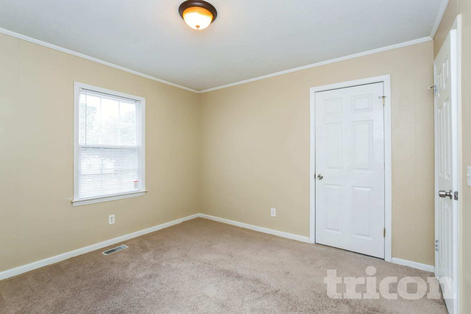 Building Photo - 55 Henson Cir