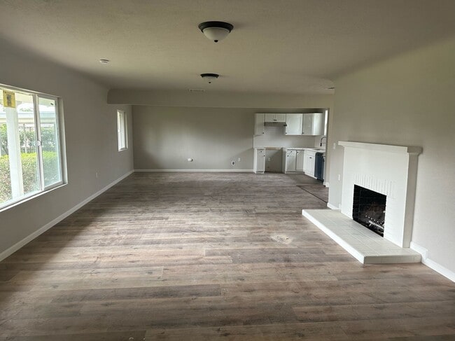 Building Photo - 1724 McKinley Ave