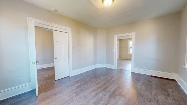Building Photo - 4217 Hyde Ave