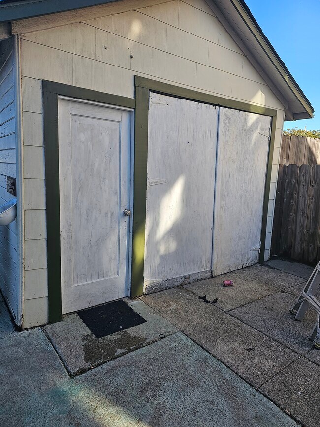 Primary Photo - 726 2nd St