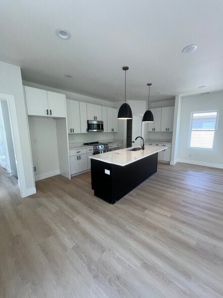 Building Photo - 1809 Liberia St