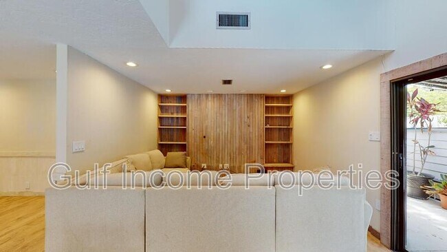 Building Photo - 2360 Riverwood Pines Dr