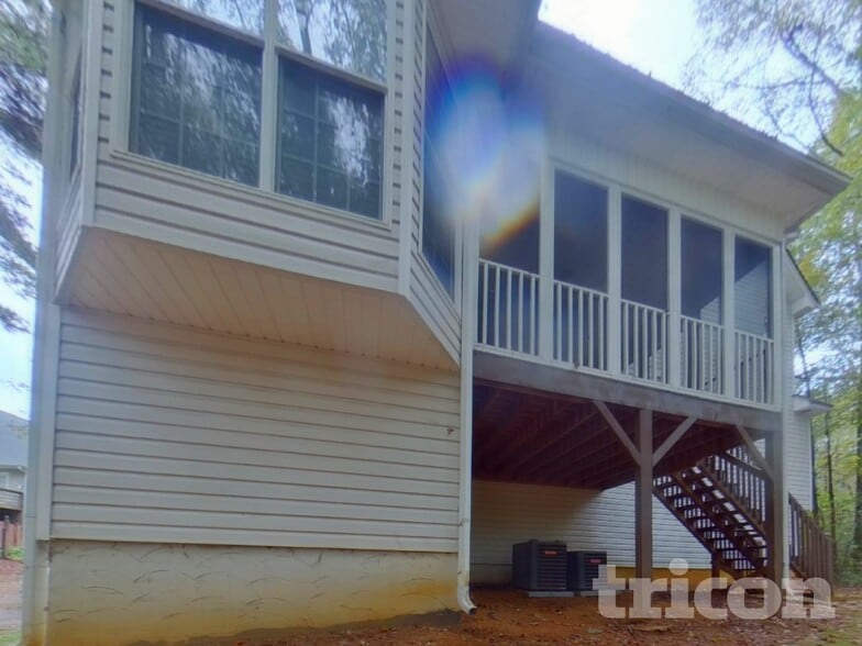 Building Photo - 21 Oliver Ct