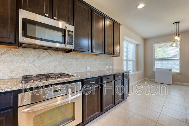 Building Photo - 9722 Victoria Rose Ln