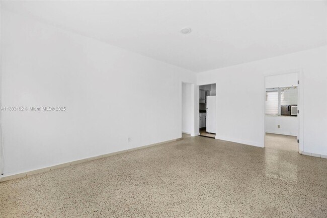 Building Photo - 800 83rd St