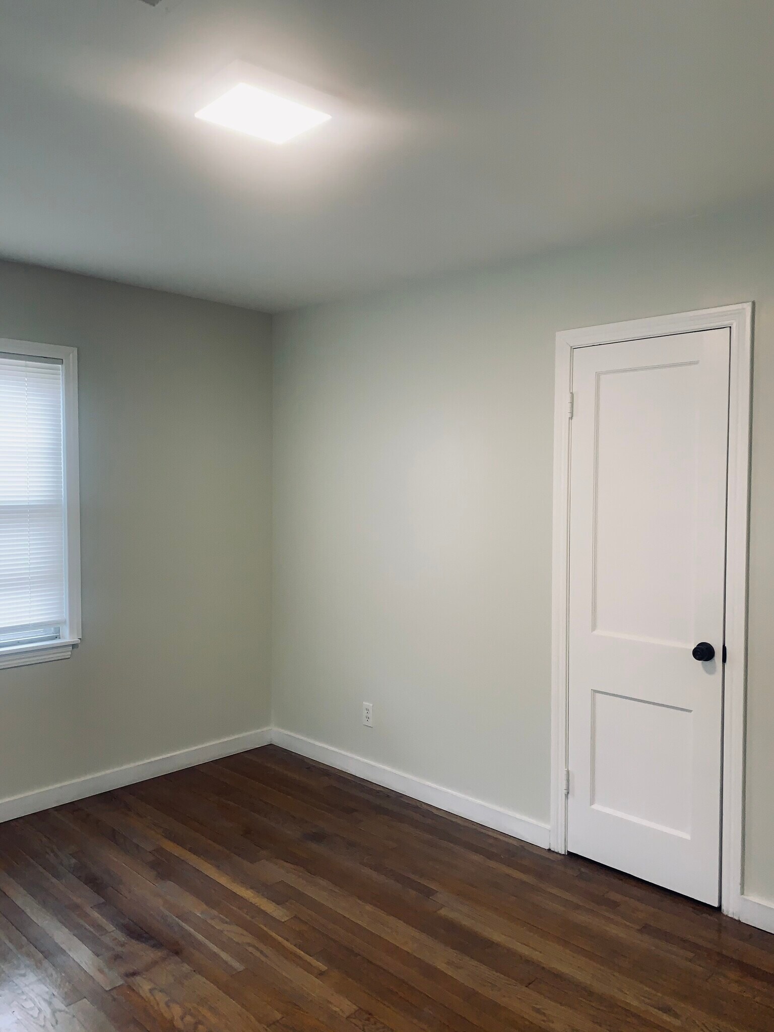 Building Photo - 3719 N Hartford St