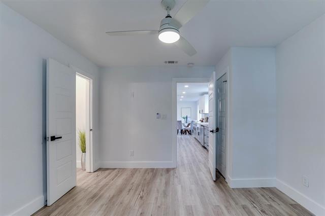 Building Photo - 9962 Larchbrook Dr