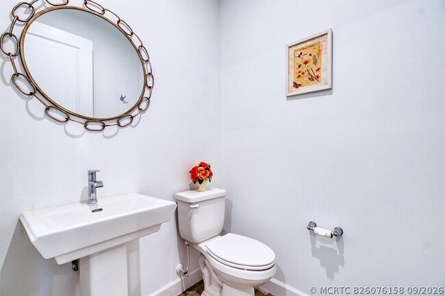 Building Photo - 10407 SW Aquila Wy