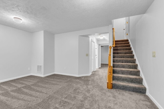 Building Photo - 7717 Porter House Dr