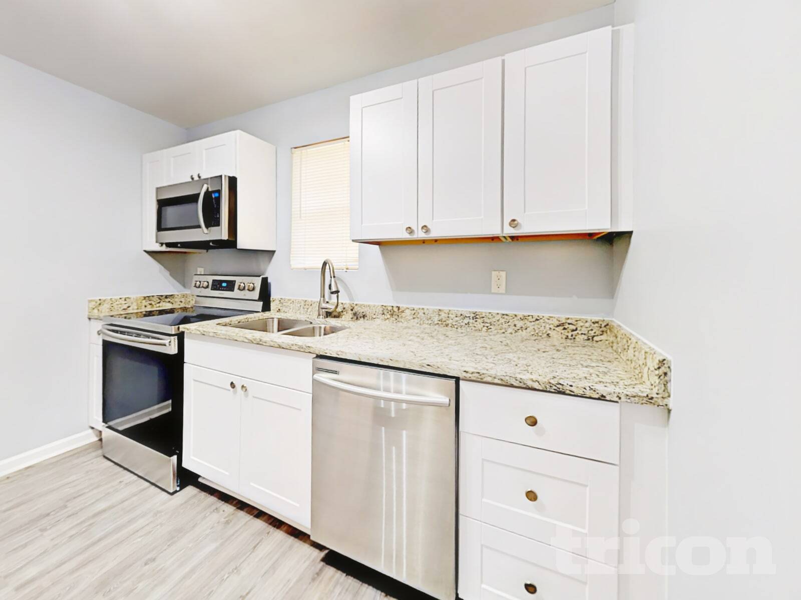 Building Photo - 3912 Laurel Bend Dr