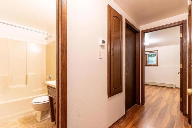 Building Photo - 1701 Saint Agnes Dr