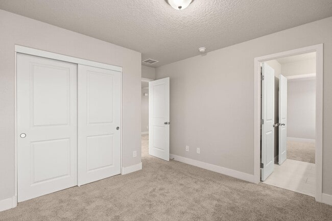 Building Photo - 4022 Silver Springs Road NE