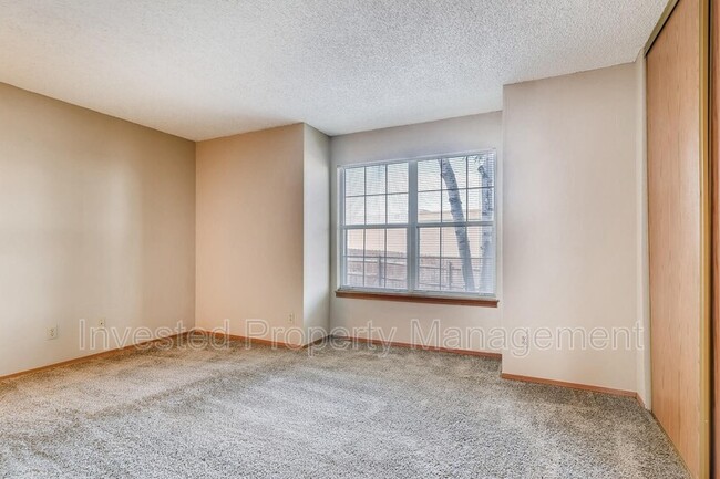 Building Photo - 2666 E Otero Pl