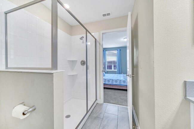 Building Photo - 9032 Stinger Dr