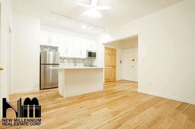 Building Photo - 351 16th Street
