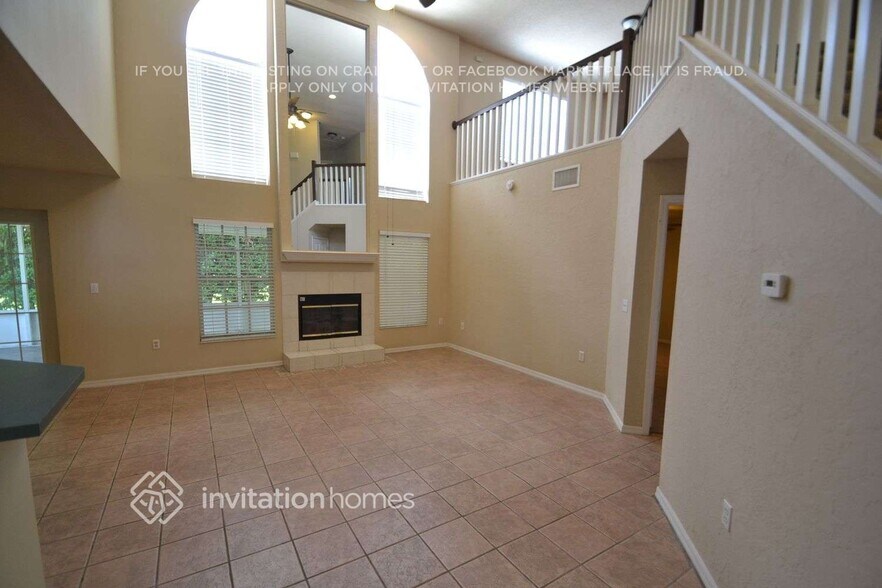Building Photo - 749 Jessanda Cir