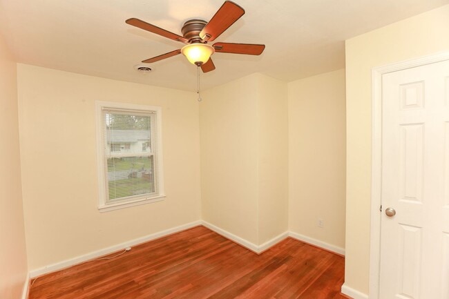 Building Photo - Gorgeous home rental in Virginia Beach!