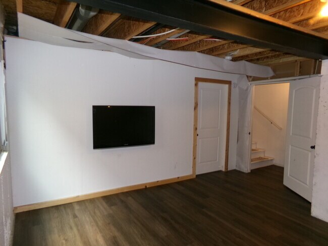 Building Photo - 2613 Bar Harbor Dr