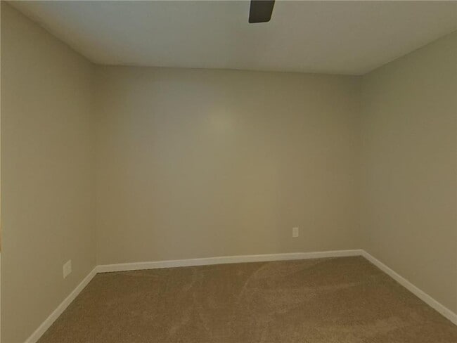 Building Photo - 17311 Sunset Trail SW